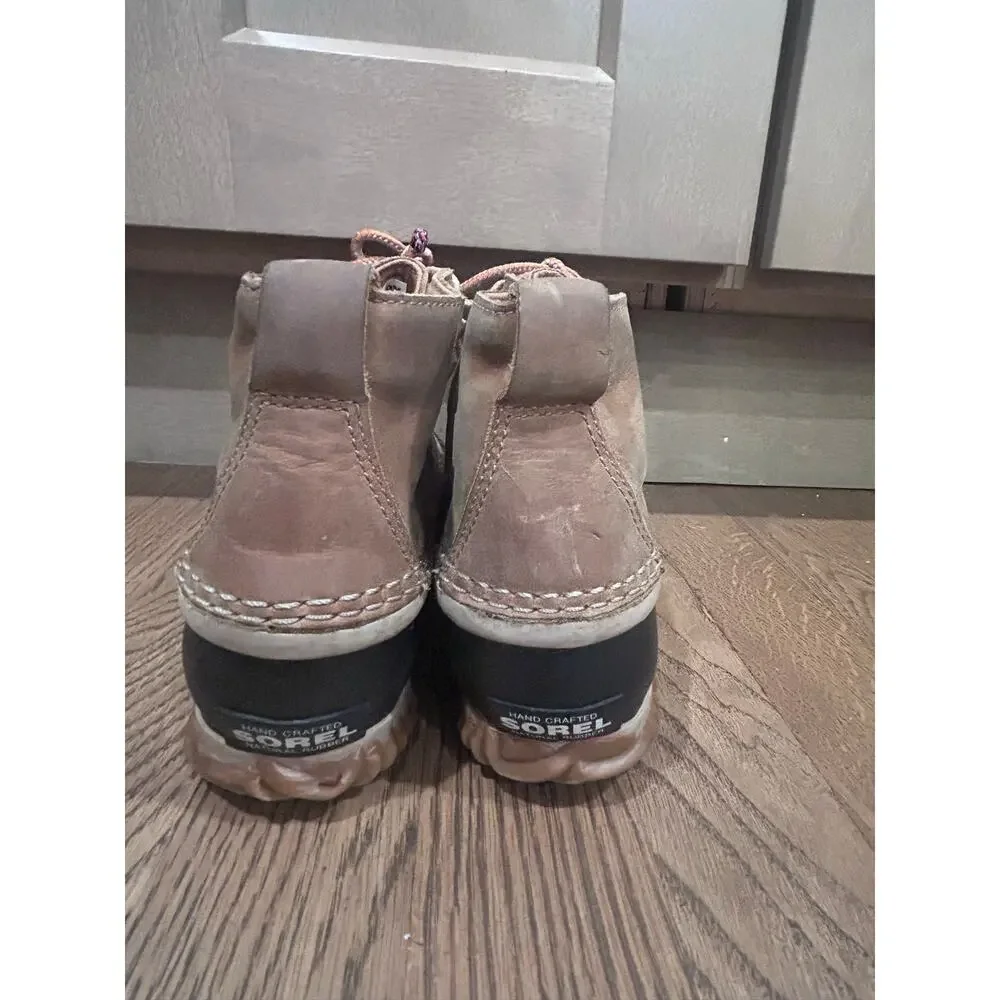 SOREL Out N About Womens Sz 6 Leather Duck Boots Waterproof Winter Rain Gorpcore